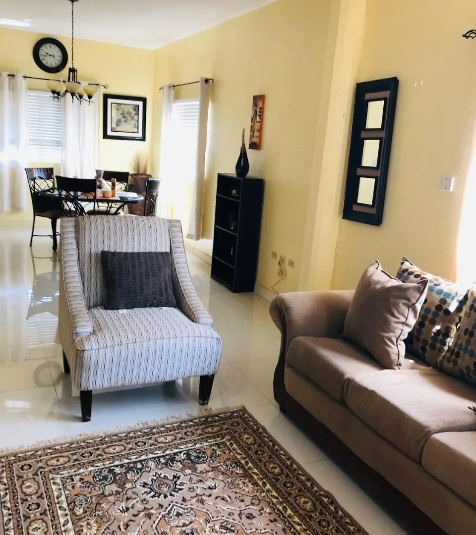 Caribbean Estates Townhouse Villa Portmore Jamaika